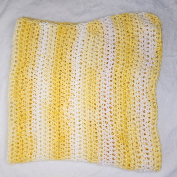 Hand Knit Baby Teething Blanket - Picture 1 of 5